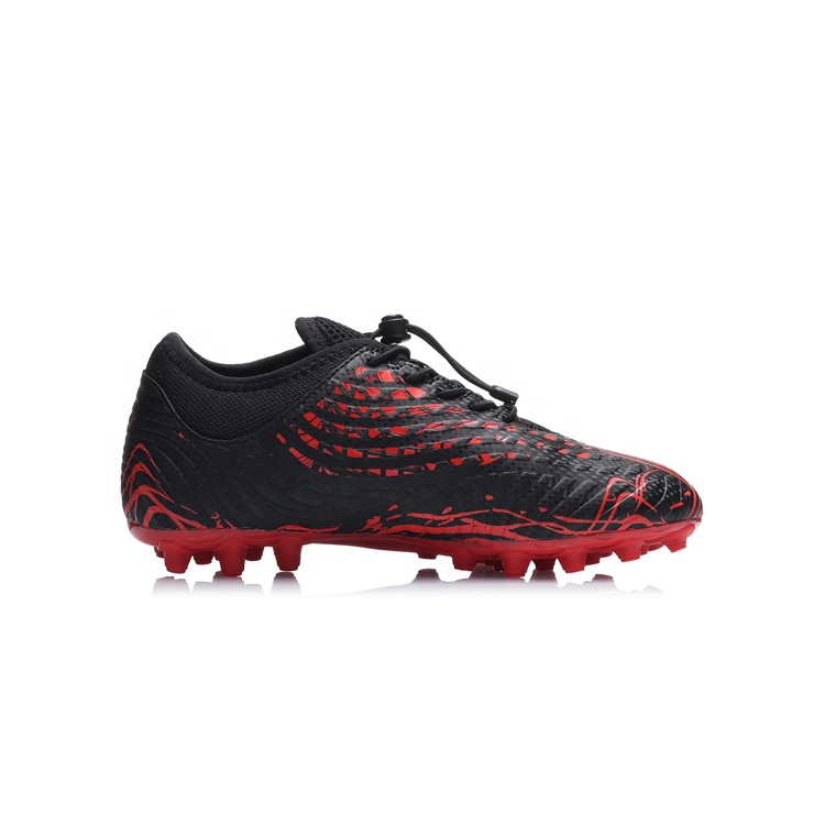 China Hot Sales OEM Microfiber Leather Waterproof Professional Outdoor Football Athletic Shoes Soccer